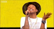 Pharrell Williams - Happy (BBC Radio 1's Big Weekend 2014)