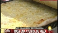 C5N - SOCIEDAD: LA PIZZA MAS LARGA DE BUENOS AIRES (PARTE 1)
