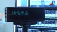 Sumqayıtda fəhlə marketdə eskalatorun arasında qalıb öldü