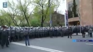 Столкновение оппозиции с полицей в Ереване