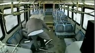 Водитель автобуса избивает пассажира
