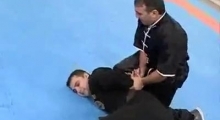 Self-Defence against an attacker with knife